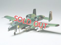 画像1: タミヤ（61028）1/48 フェアチャイルド・リパブリック A-10A サンダーボルトII  