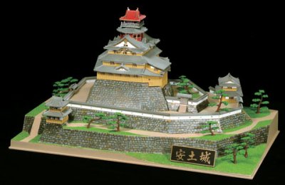 画像1: 童友社 1/360 スケール. DX安土城    
