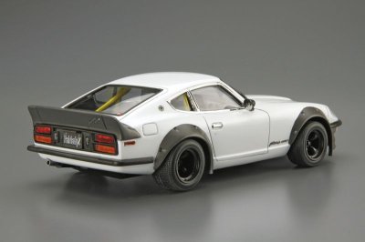 画像2: アオシマ (128) 1/24 ニッサン S30 フェアレディZ エアロカスタムVer.2 '75