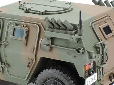 画像2: タミヤ (35368) 1/35 陸上自衛隊 軽装甲機動車(LAV)