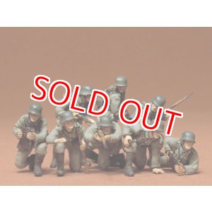 画像: タミヤ（35061）1/35 ドイツ歩兵 進撃セット  