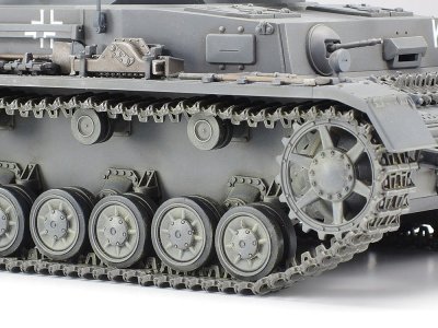 画像2: タミヤ (35374) 1/35 ドイツIV号戦車F型