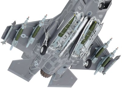 画像3: タミヤ (61124) 1/48 ロッキード マーチンF-35A ライトニングII