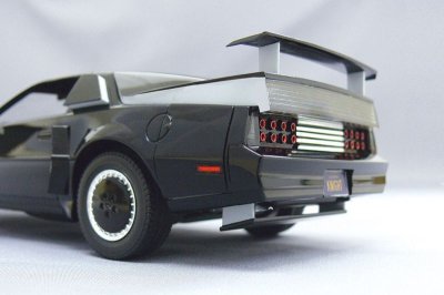 画像2: アオシマ (4) 1/24 ナイトライダー ナイト 2000 K.I.T.T. SPM