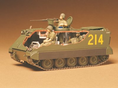 画像2: タミヤ(35040)1/35 アメリカM113装甲兵員輸送車