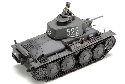 画像2: タミヤ (83) 1/48 (1939年) 1/48 ドイツ軽戦車 38(t) E/F型