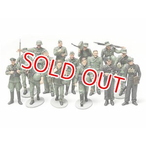 画像: タミヤ（32530）1/48 WWII ドイツ歩兵行軍セット  