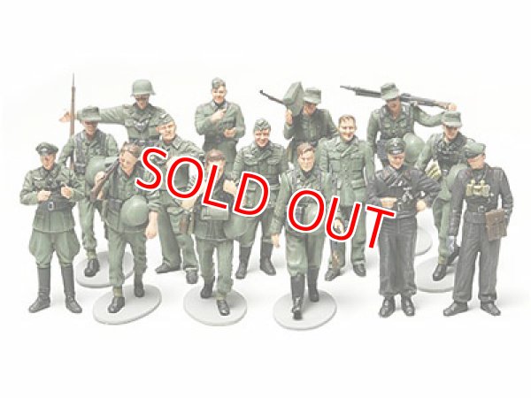 画像1: タミヤ（32530）1/48 WWII ドイツ歩兵行軍セット  