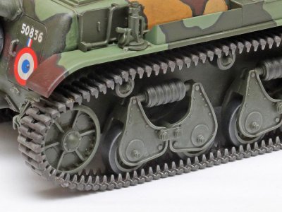 画像3: タミヤ (35373) 1/35 フランス軽戦車 R35