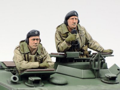 画像2: タミヤ (35380) 1/35 イギリス巡航戦車 コメット  