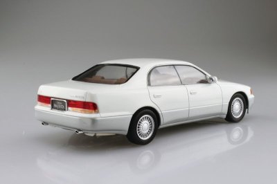 画像2: アオシマ (114) 1/24 トヨタ UZS141 クラウンマジェスタ Cタイプ '91