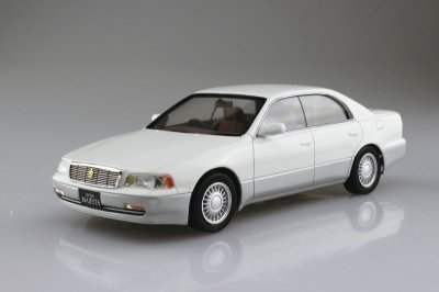 画像1: アオシマ (114) 1/24 トヨタ UZS141 クラウンマジェスタ Cタイプ '91