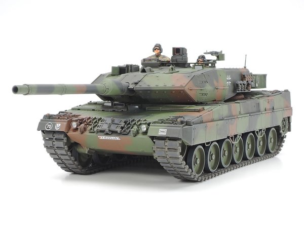 画像1: タミヤ（35271）1/35 ドイツ連邦軍主力戦車 レオパルト2 A6   (1)