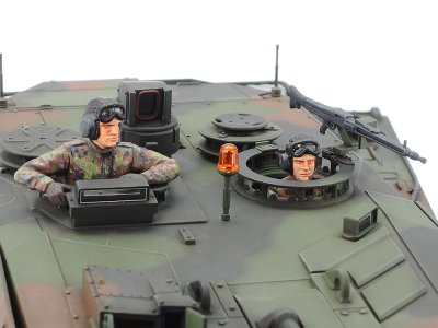 画像3: タミヤ（35271）1/35 ドイツ連邦軍主力戦車 レオパルト2 A6  