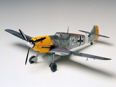 画像2: タミヤ(61063)1/48 メッサーシュミット Bf109 E-4/7 TROP