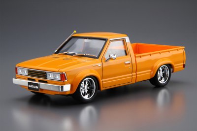画像1: アオシマ (22) 1/24 720 ダットサン トラック カスタム '82(ニッサン)