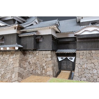 画像2: ウッディジョー (NO.329) 1/150 熊本城 木製模型 組立キット