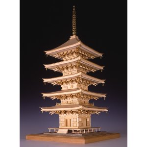 画像: ウッディジョー (NO.347) 1/75 瑠璃光寺 五重塔 木製模型 組立キット 