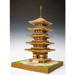 画像: ウッディジョー (NO.346) 1/75 羽黒山 五重塔 木製模型 組立キット 