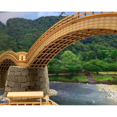 画像2: ウッディジョー (NO.271) 錦帯橋 パースモデル 木製模型 組立キット