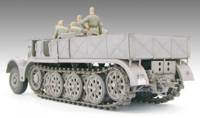 画像1: タミヤ(35239)1/35 ドイツ 18トン重ハーフトラック・FAMO