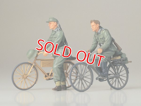 画像1: タミヤ（35240）1/35 ドイツ歩兵 自転車行軍セット   (1)