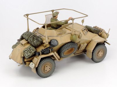 画像2: タミヤ(35268)1/35 ドイツ無線指揮車 フンクワーゲン (エッチングパーツ付き)