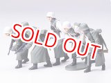 画像: タミヤ（35256）1/35 ドイツ冬季装備歩兵 進撃セット  