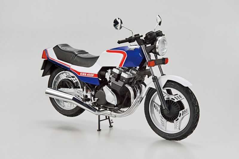 画像: アオシマ (32) 1/12（1981年) ホンダ NC07 CBX400F パールキャンディーブルー/パールシェルホワイト '81   