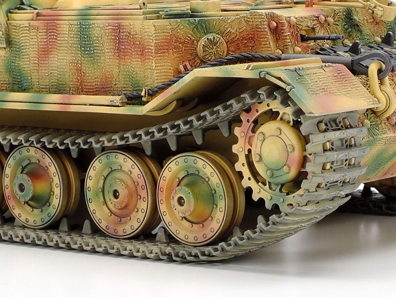 画像: タミヤ（35325）1/35 ドイツ重駆逐戦車 エレファント  