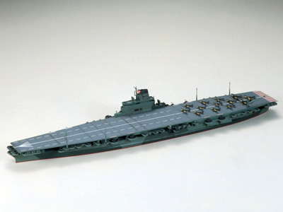 画像1: タミヤ 215 1/700 日本航空母艦 信濃 （しなの）    