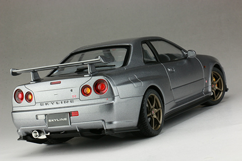 画像: フジミ (ID285) 1/24 スカイラインGT-R V-specII Nür (NISMOフロントエアロバンパー付き) BNR34型    