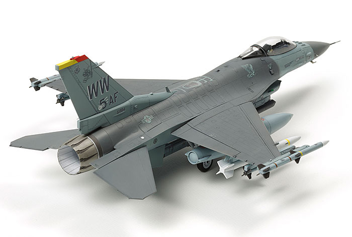 画像: タミヤ（60788）1/72 ロッキード マーチン F-16CJ [ブロック50]（フル装備仕様）     