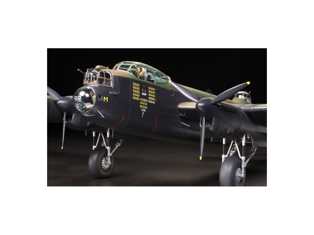 画像: タミヤ（61112）1/48 アブロ ランカスター B Mk.I/III   