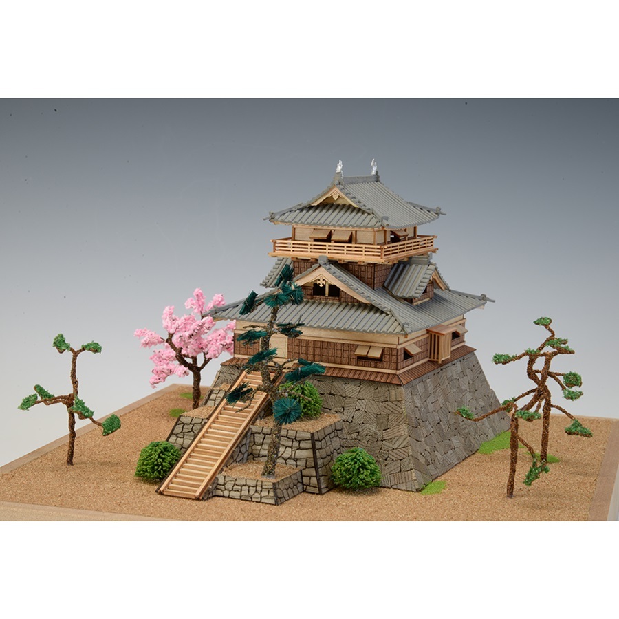 画像1: ウッディジョー (NO.257) 1/150 丸岡城 木製模型 組立キット 