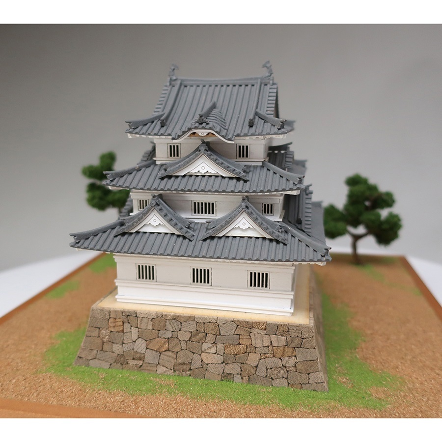 画像: ウッディジョー (NO.269) 1/150 宇和島城 木製模型 組立キット 