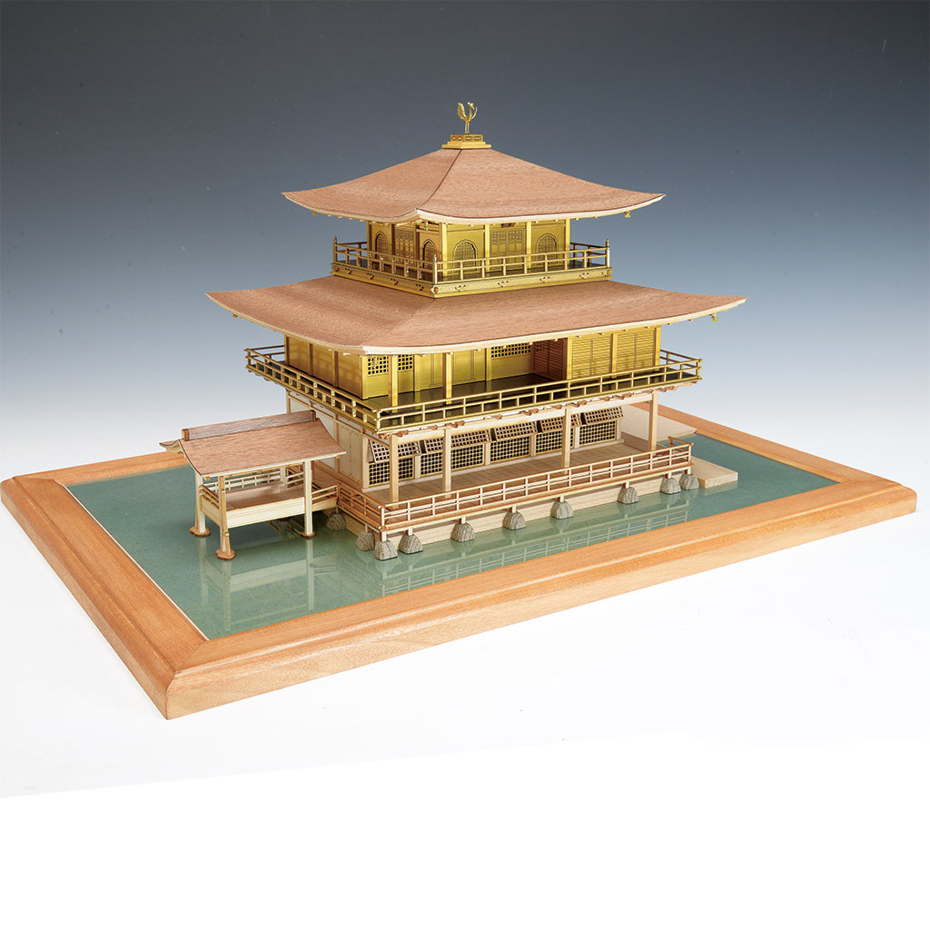 画像: ウッディジョー (NO.339) 1/75 鹿苑寺 金閣（ゴールド仕様） 木製模型 組立キット 