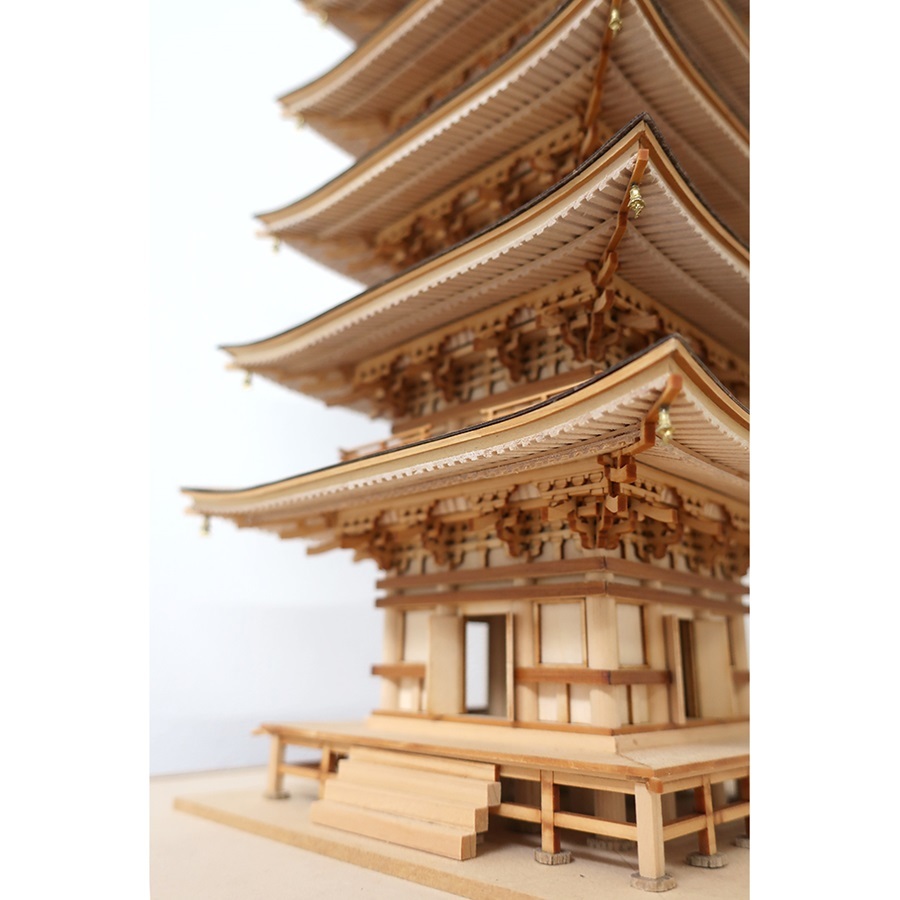 画像: ウッディジョー (NO.346) 1/75 羽黒山 五重塔 木製模型 組立キット 
