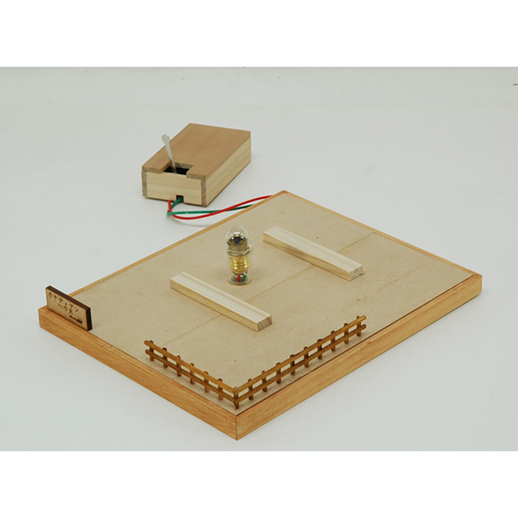 画像: ウッディジョー (NO.371) あかりシリーズNo.3 カナディアンハウス 木製模型 組立キット 